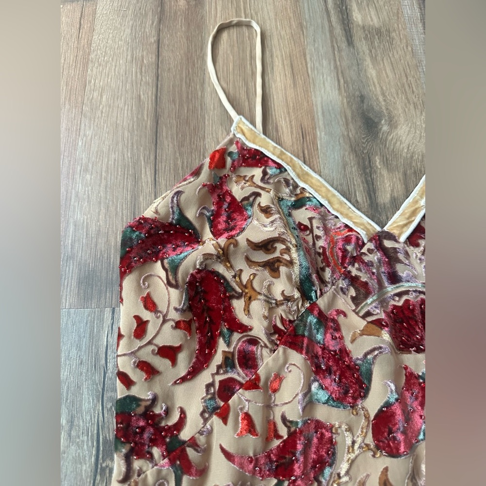 Romantic Beaded Paisley Velvet Silk Camisole Sleeveless Top - Picture 2 of 11
